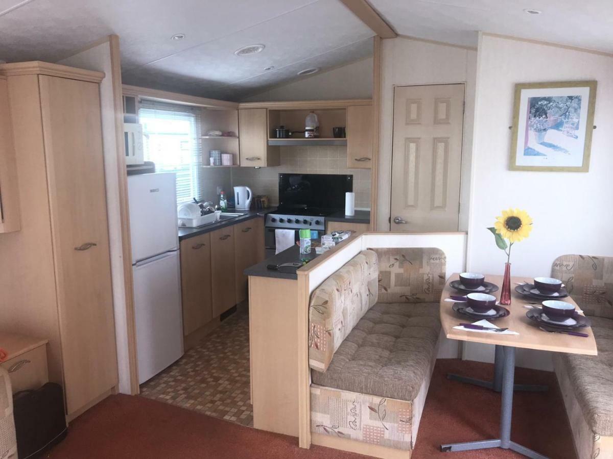 Holiday Home Bognor Regis Exterior photo